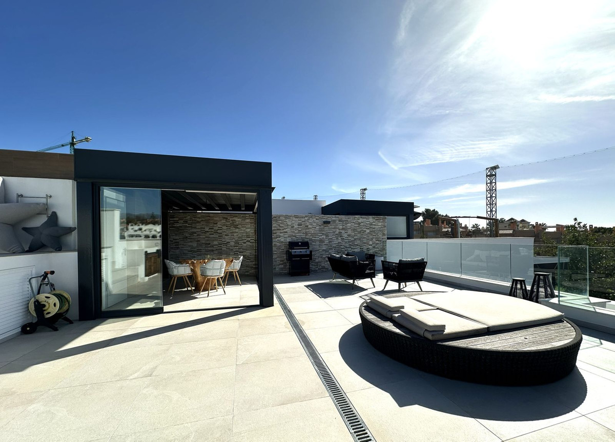 2 Bed Apartment for sale in Cabopino Costa Del Sol, Málaga, Spain