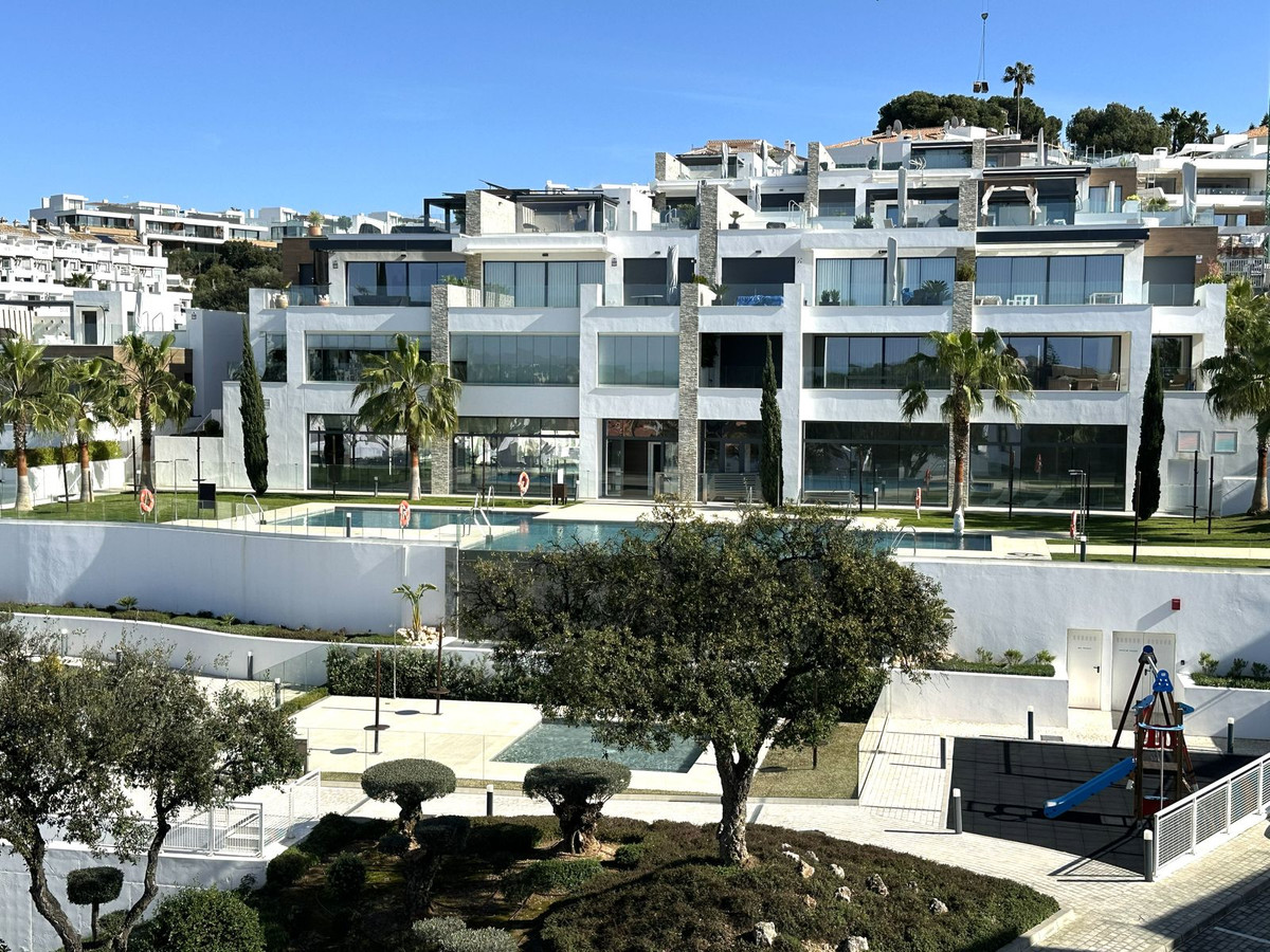 2 Bed Apartment for sale in Cabopino Costa Del Sol, Málaga, Spain