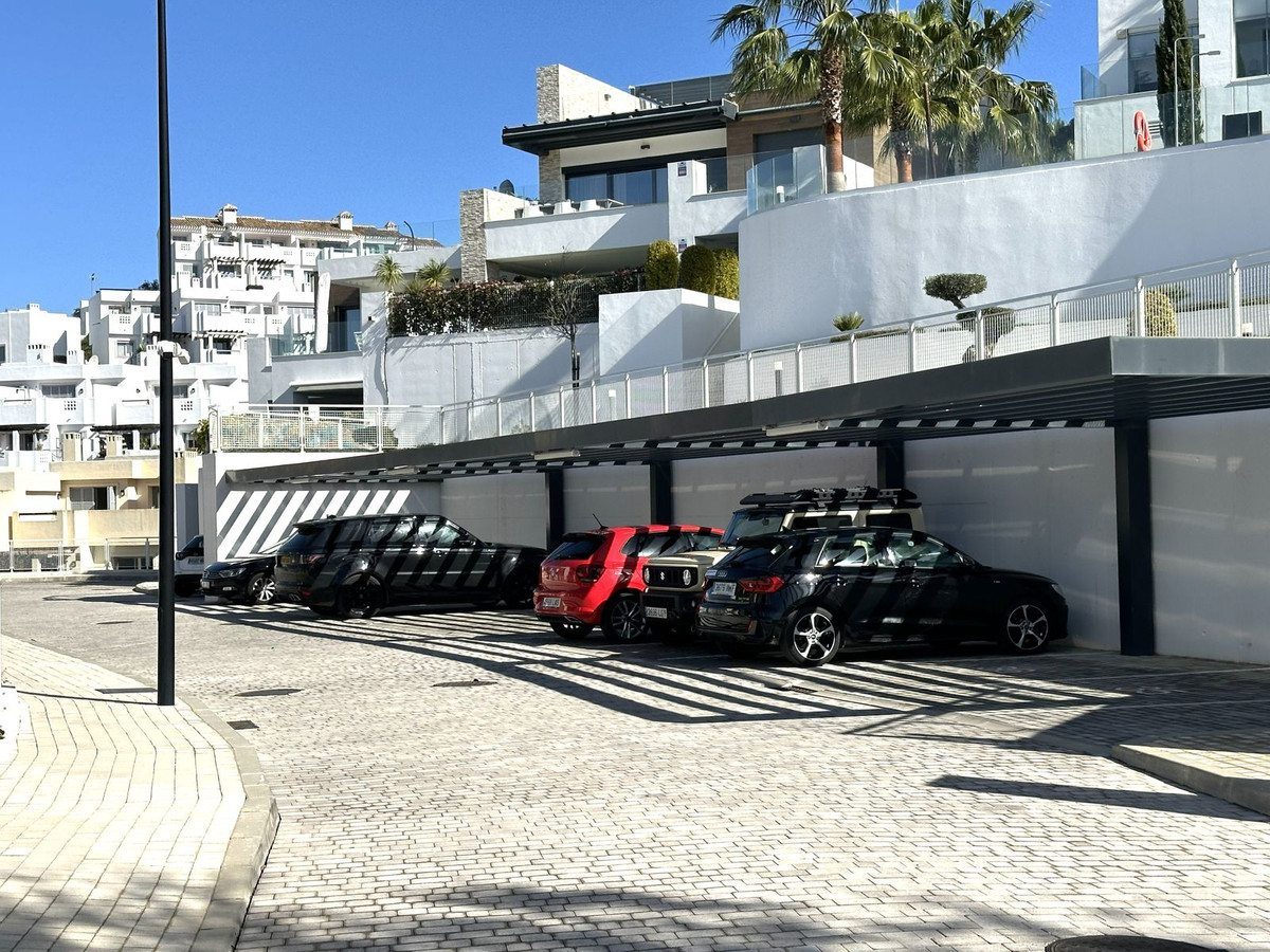 2 Bed Apartment for sale in Cabopino Costa Del Sol, Málaga, Spain