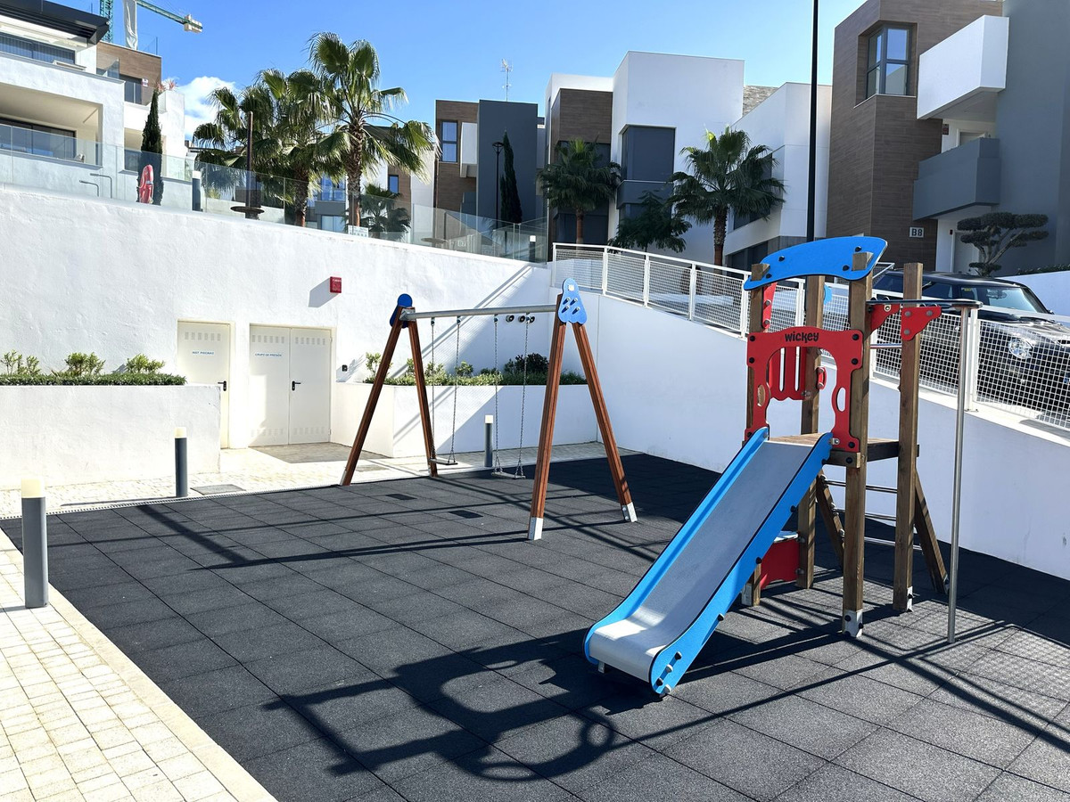 2 Bed Apartment for sale in Cabopino Costa Del Sol, Málaga, Spain