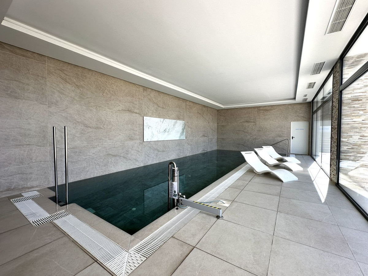 2 Bed Apartment for sale in Cabopino Costa Del Sol, Málaga, Spain
