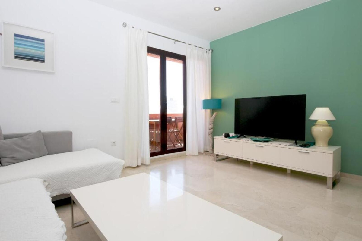 2 Bed Apartment for sale in Estepona Costa Del Sol, Málaga, Spain