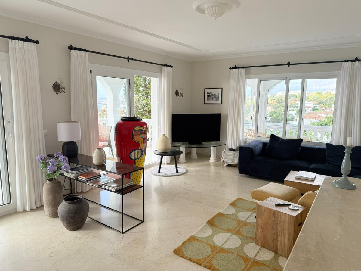 4 Bed Townhouse for sale in La Capellania Costa Del Sol, Málaga, Spain