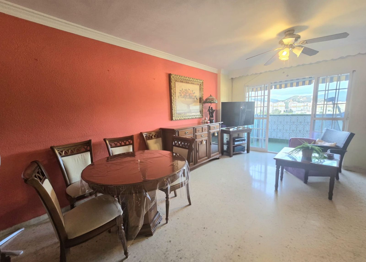 Se vende Apartamento Planta Media de 4 dormitorios en Costa Del Sol, Málaga, España