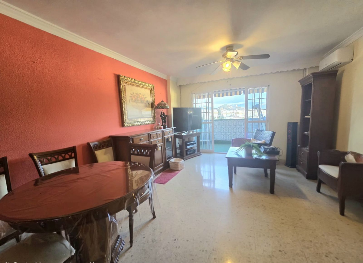 Se vende Apartamento Planta Media de 4 dormitorios en Costa Del Sol, Málaga, España