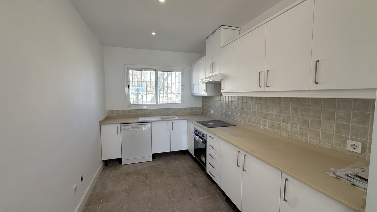 2 Bed Apartment for sale in Mijas Costa Costa Del Sol, Málaga, Spain