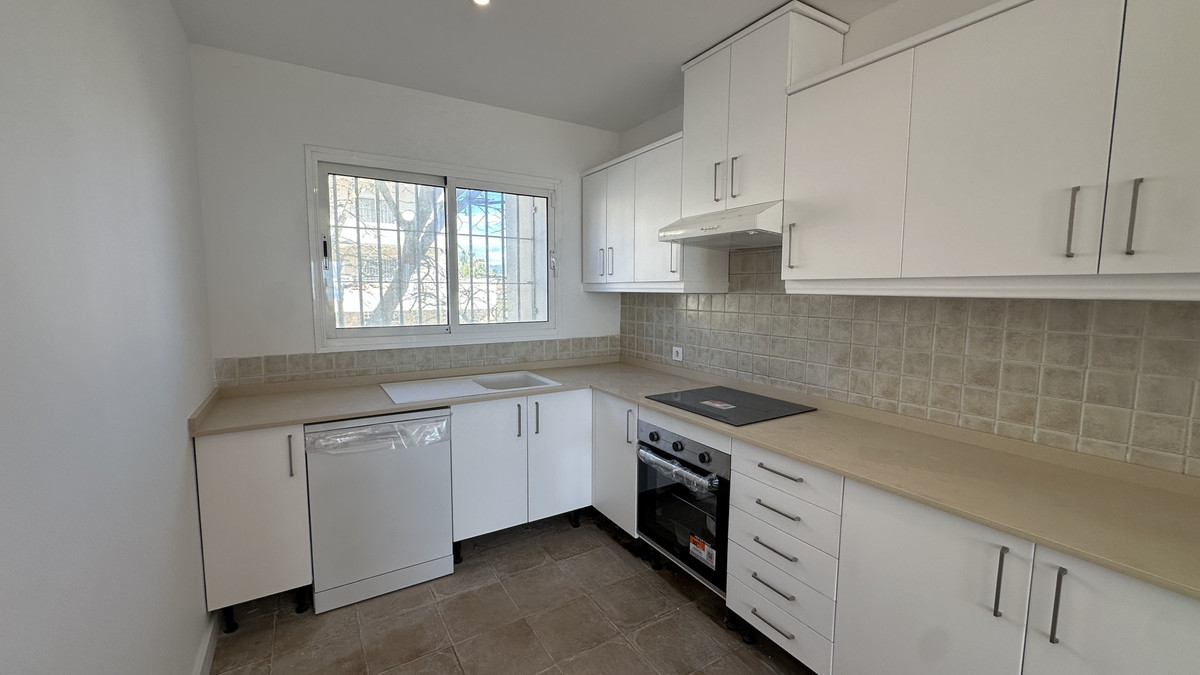 2 Bed Apartment for sale in Mijas Costa Costa Del Sol, Málaga, Spain