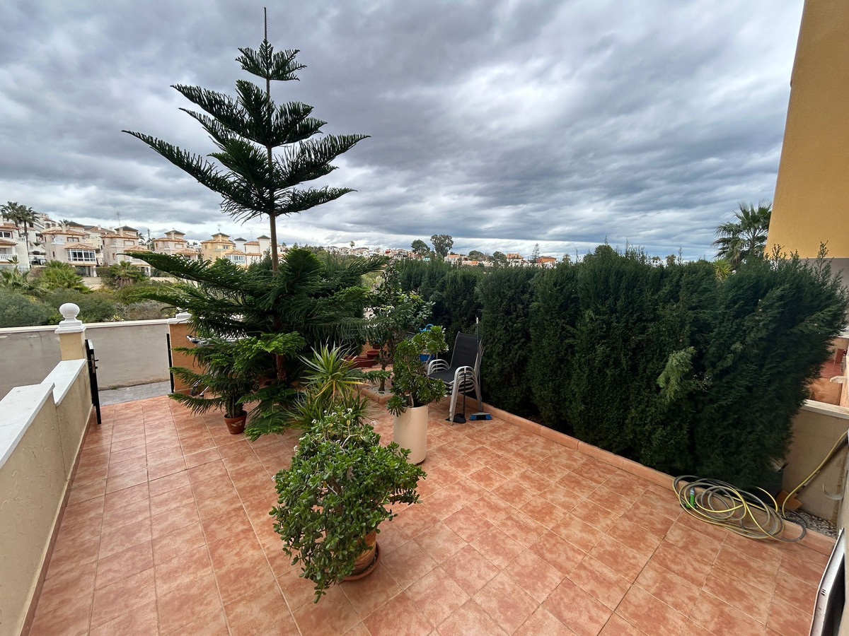 Se vende Apartamento Planta Media de 2 dormitorios en Costa Blanca, Alicante, España