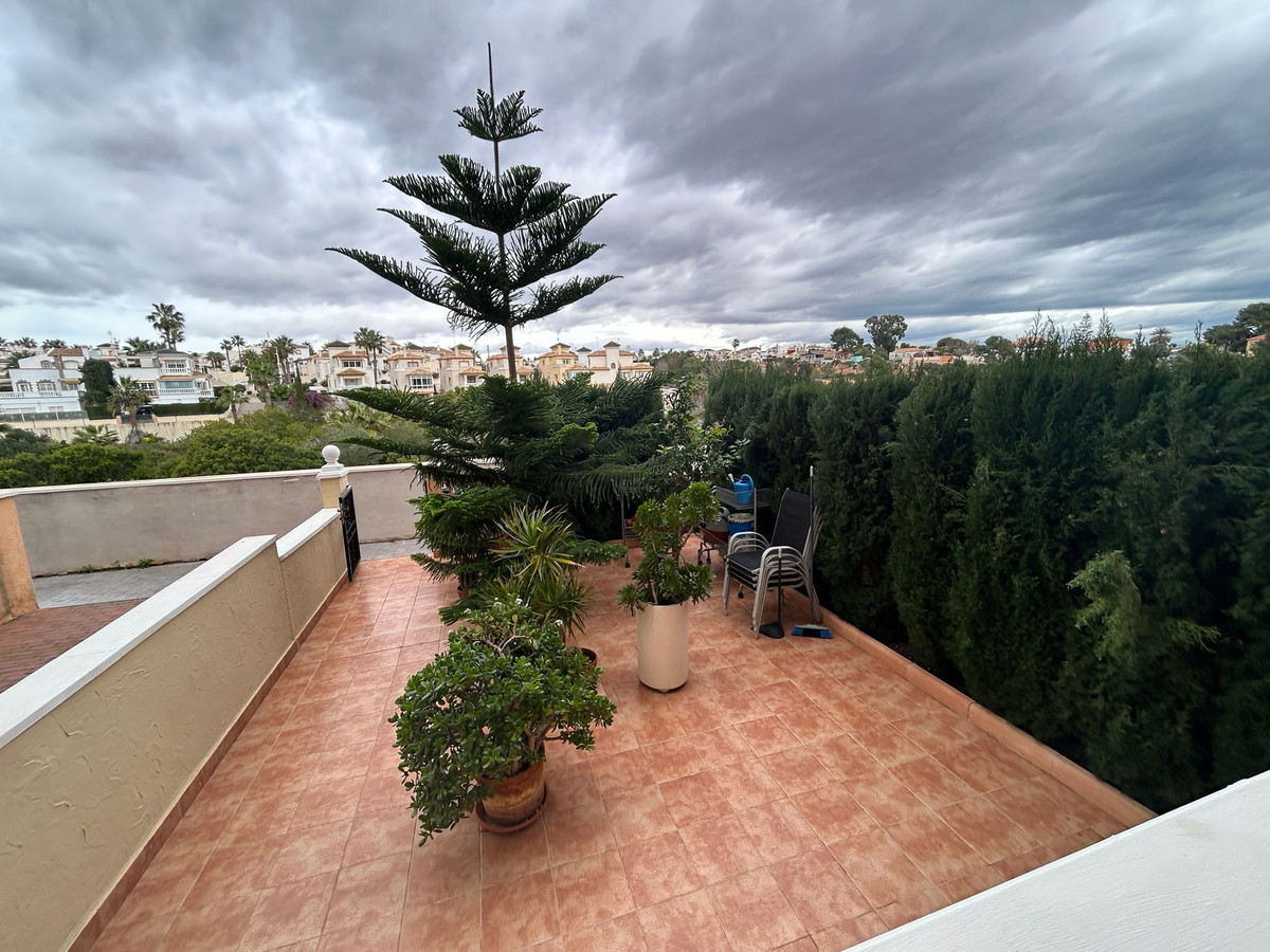 Se vende Apartamento Planta Media de 2 dormitorios en Costa Blanca, Alicante, España