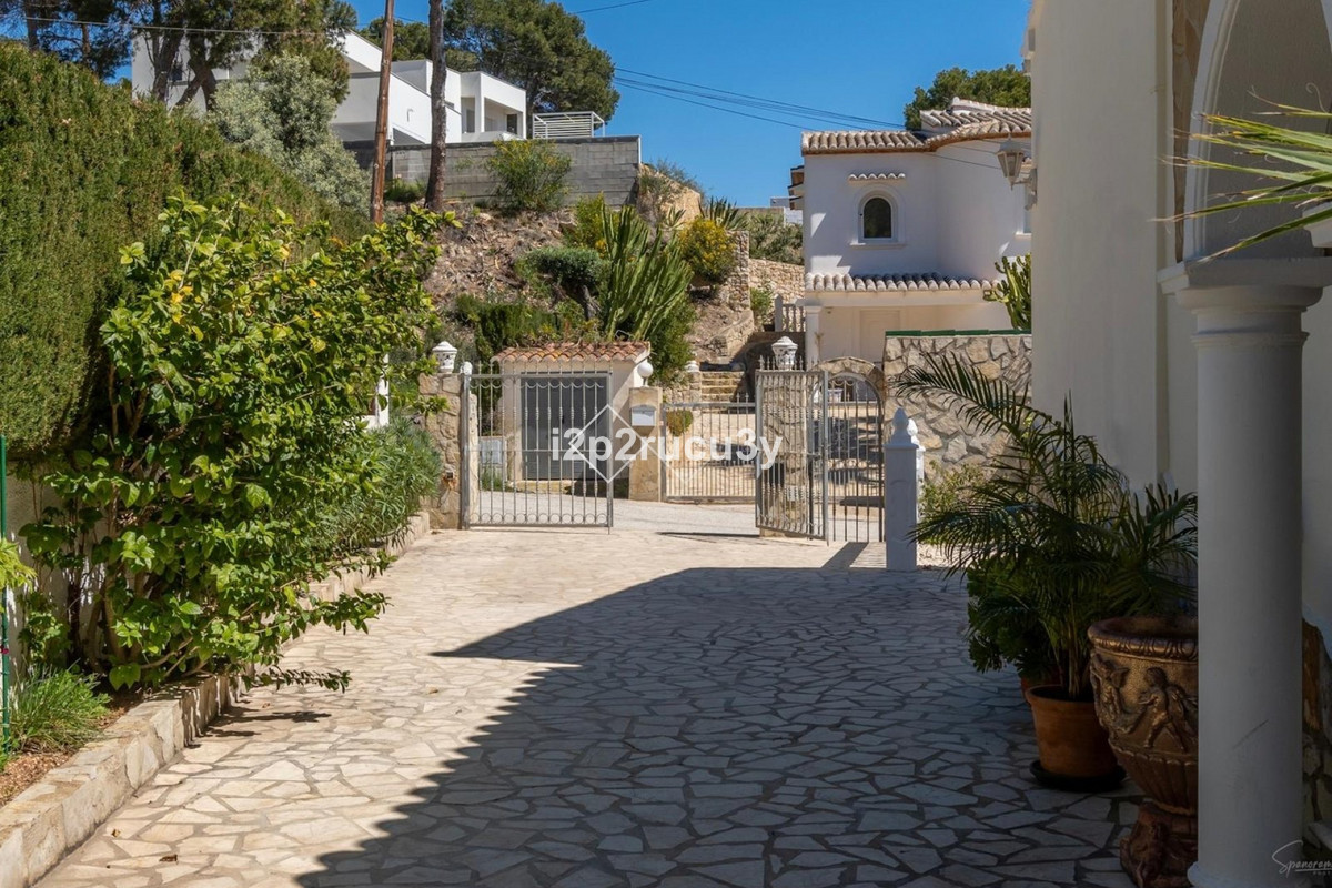 4 Bed Townhouse for sale in Moraira Costa Blanca, Alicante, Spain