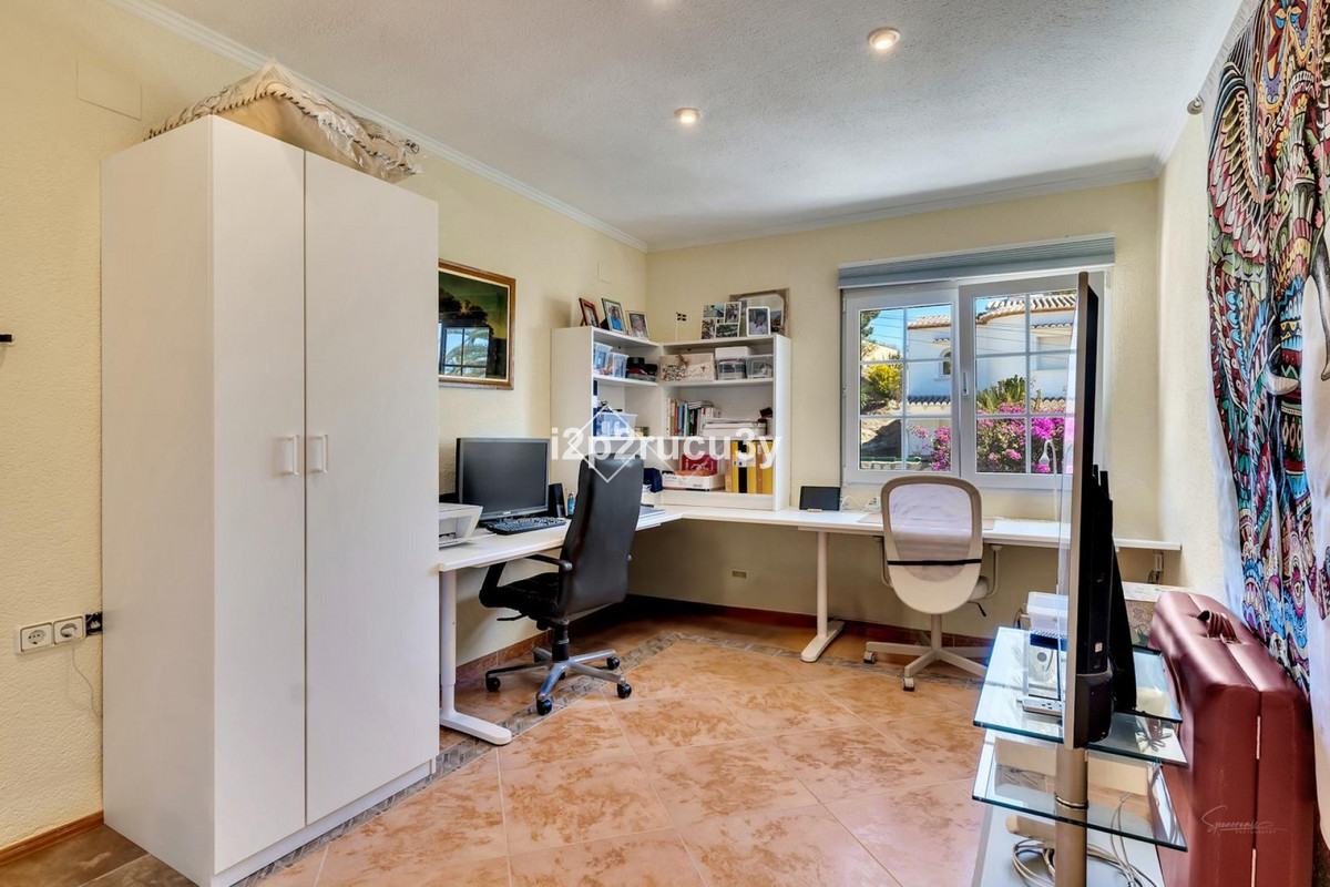 4 Bed Townhouse for sale in Moraira Costa Blanca, Alicante, Spain