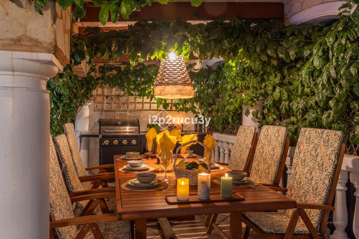 4 Bed Townhouse for sale in Moraira Costa Blanca, Alicante, Spain