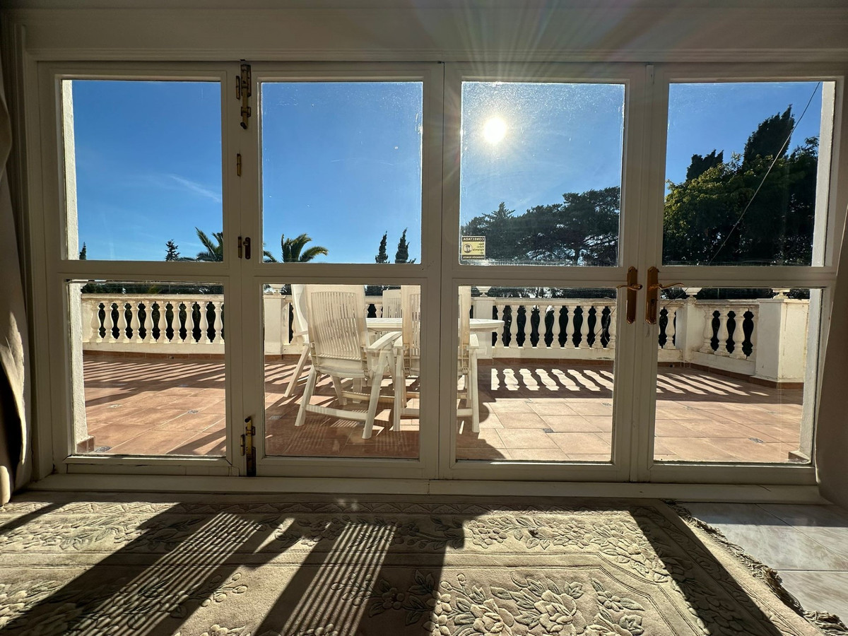 5 Bed Townhouse for sale in Marbesa Costa Del Sol, Málaga, Spain