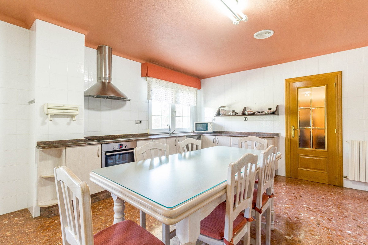7 Bed Townhouse for sale in Yecla Costa Calida, Murcia, Spain
