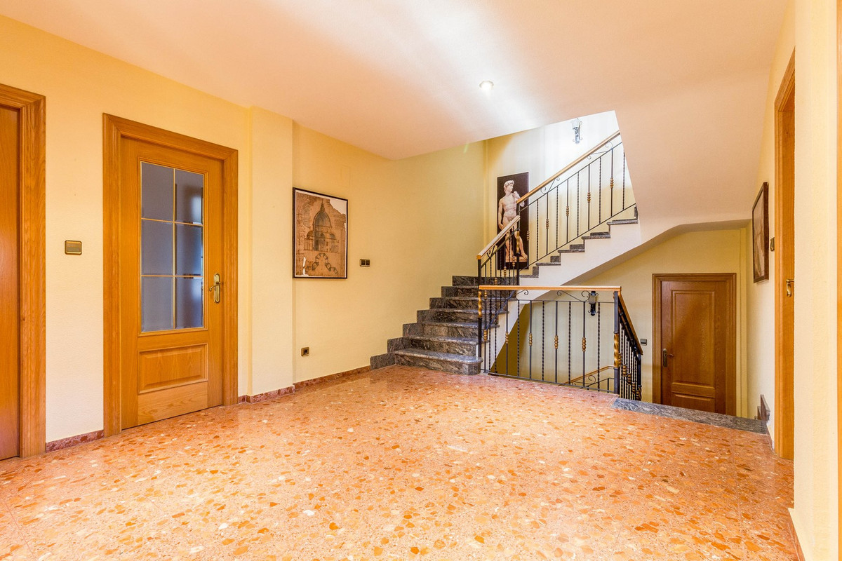 7 Bed Townhouse for sale in Yecla Costa Calida, Murcia, Spain