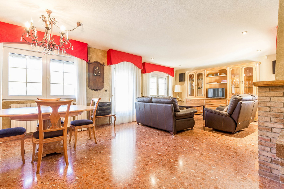 7 Bed Townhouse for sale in Yecla Costa Calida, Murcia, Spain