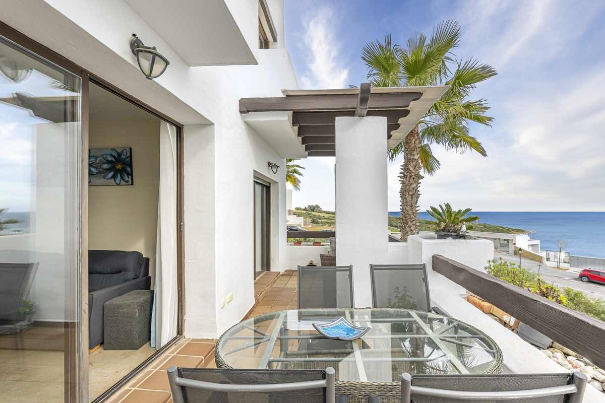 Se vende Apartamento Planta Media de 2 dormitorios en Costa Del Sol, Cadiz, España