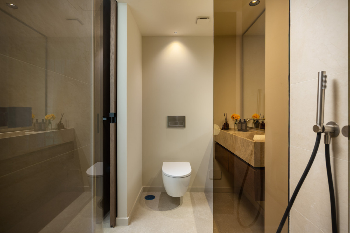 5 Bed Townhouse for sale in Nueva Andalucía Costa Del Sol, Málaga, Spain