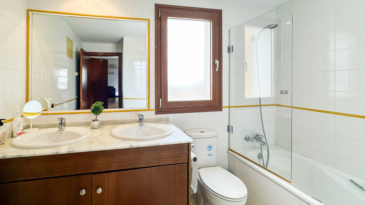 2 Bed Apartment for sale in Punta Prima Costa Blanca, Alicante, Spain