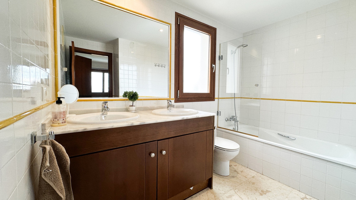 2 Bed Apartment for sale in Punta Prima Costa Blanca, Alicante, Spain