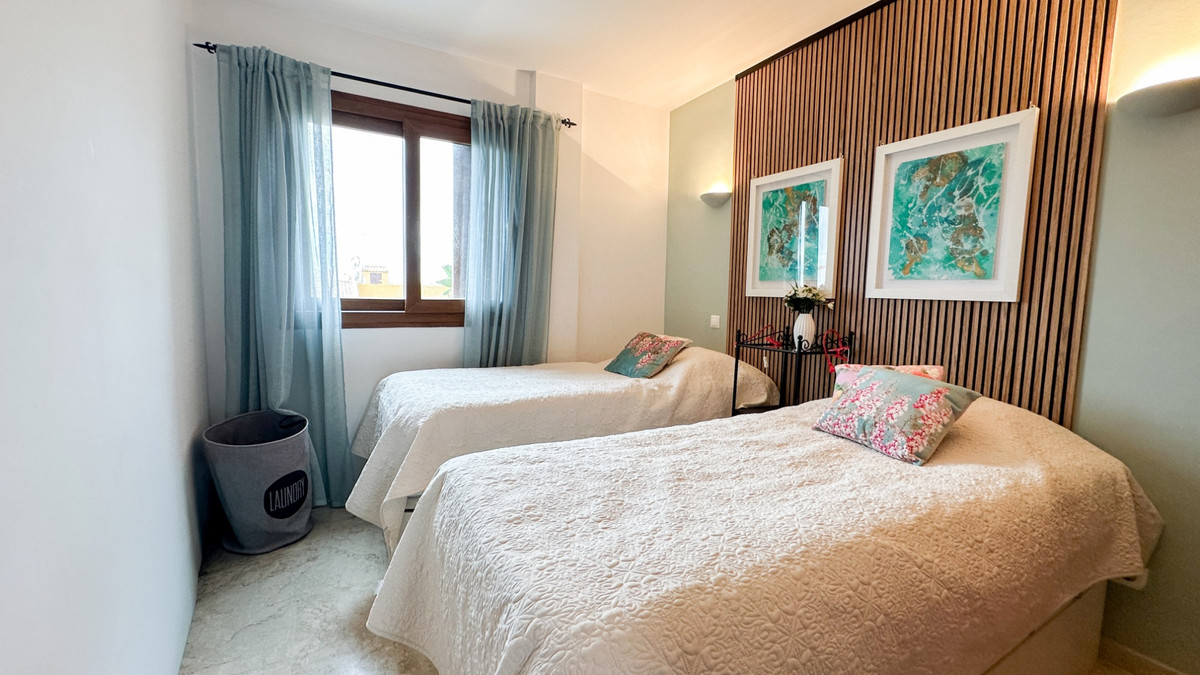 2 Bed Apartment for sale in Punta Prima Costa Blanca, Alicante, Spain