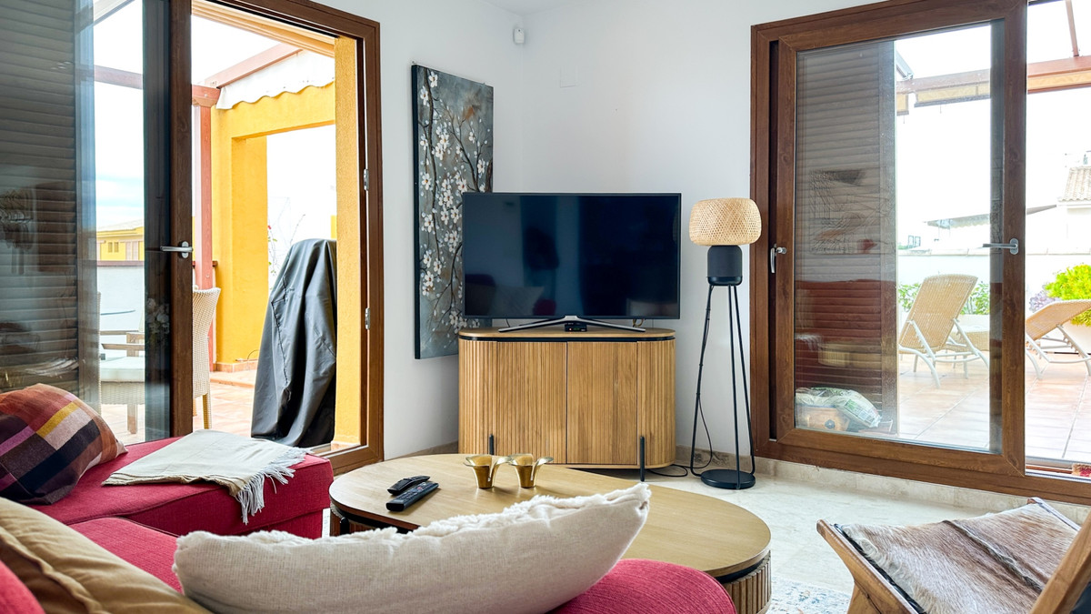 2 Bed Apartment for sale in Punta Prima Costa Blanca, Alicante, Spain
