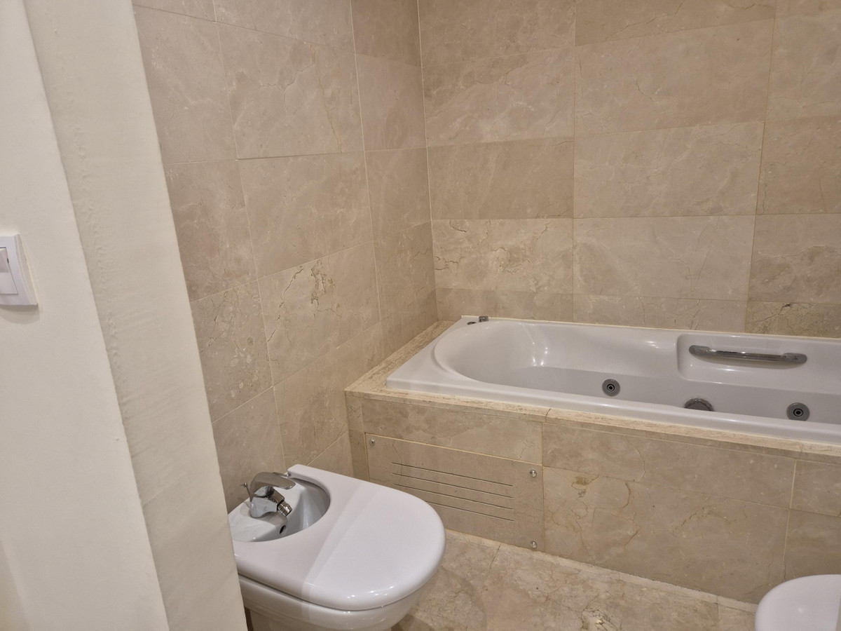 2 Bed Apartment for sale in Valle Romano Costa Del Sol, Málaga, Spain