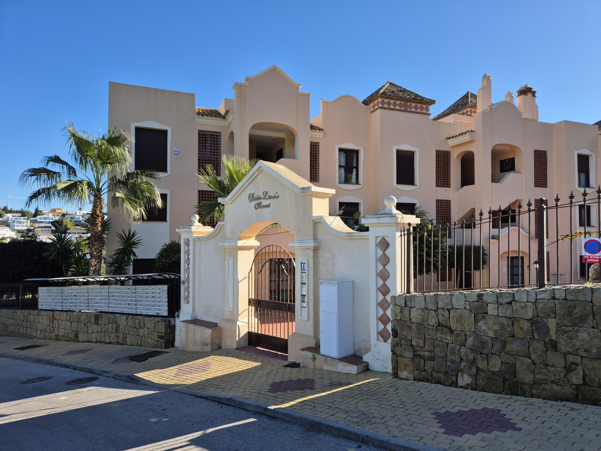2 Bed Apartment for sale in Valle Romano Costa Del Sol, Málaga, Spain