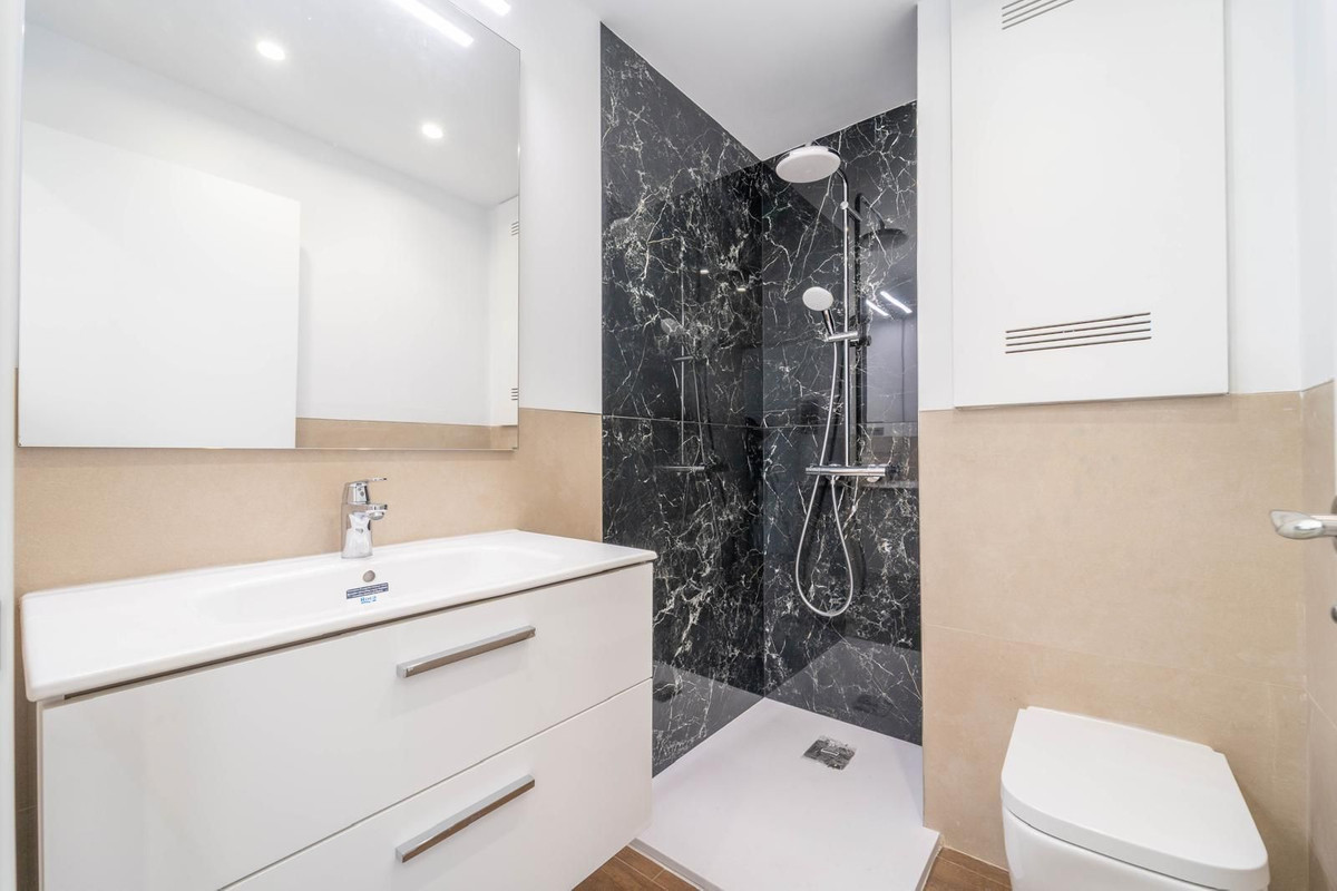 2 Bed Apartment for sale in Málaga Este Costa Del Sol, Málaga, Spain