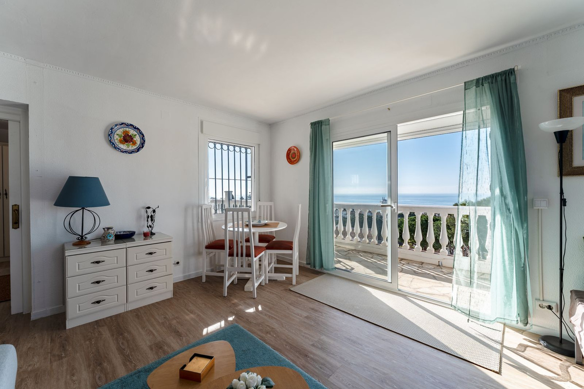 6 Bed Townhouse for sale in La Cala De Mijas Costa Del Sol, Málaga, Spain