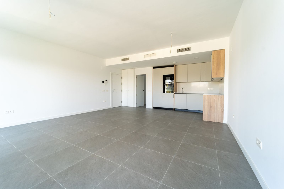 Se vende Apartamento Planta Baja de 2 dormitorios en Costa Del Sol, Málaga, España