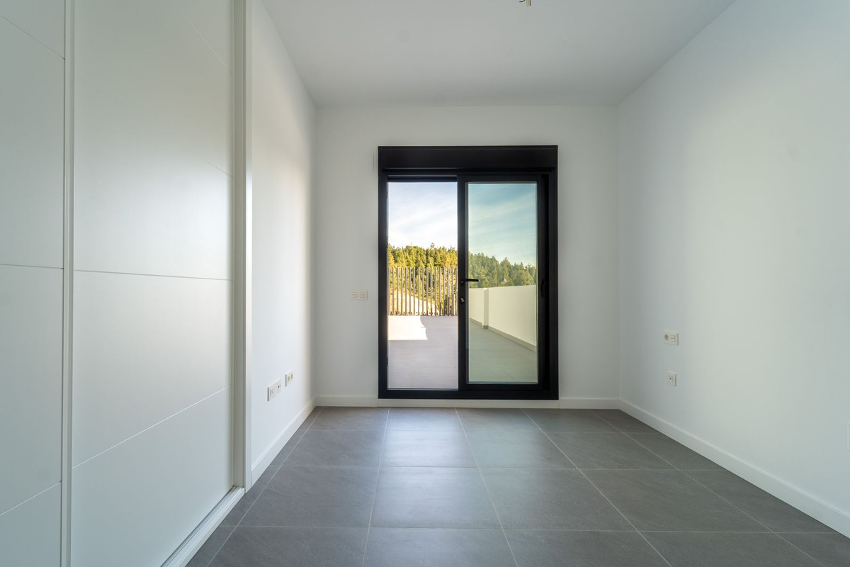 Se vende Apartamento Planta Baja de 2 dormitorios en Costa Del Sol, Málaga, España