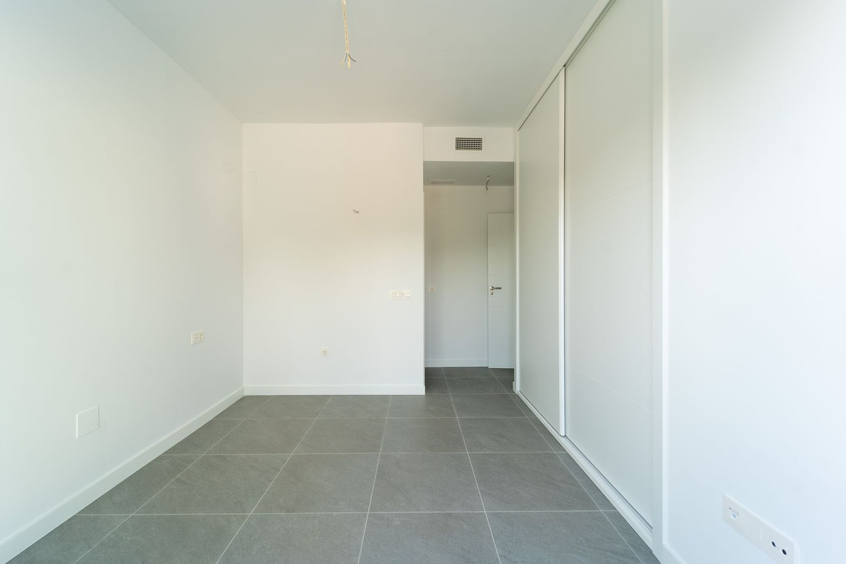 Se vende Apartamento Planta Baja de 2 dormitorios en Costa Del Sol, Málaga, España