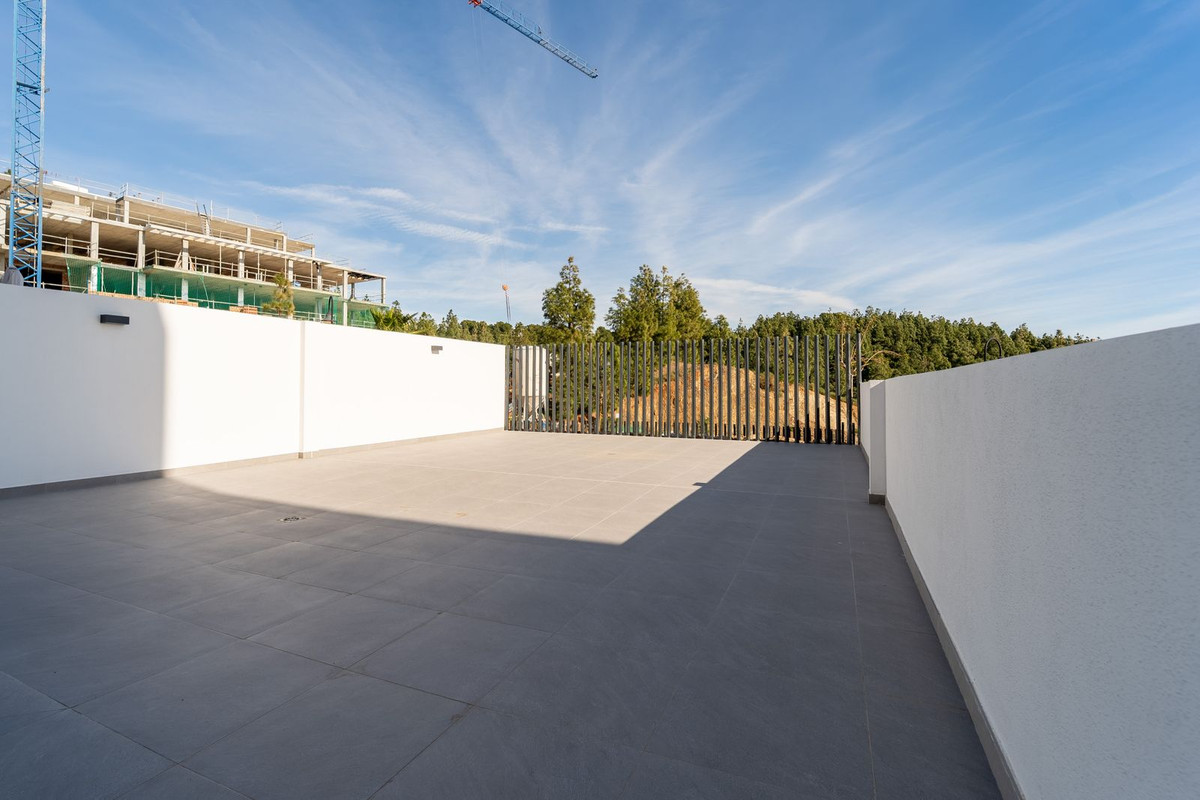 Se vende Apartamento Planta Baja de 2 dormitorios en Costa Del Sol, Málaga, España