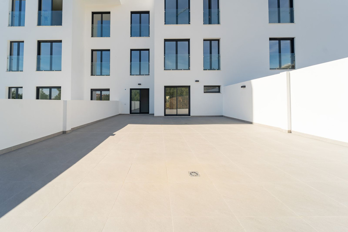 Se vende Apartamento Planta Baja de 2 dormitorios en Costa Del Sol, Málaga, España