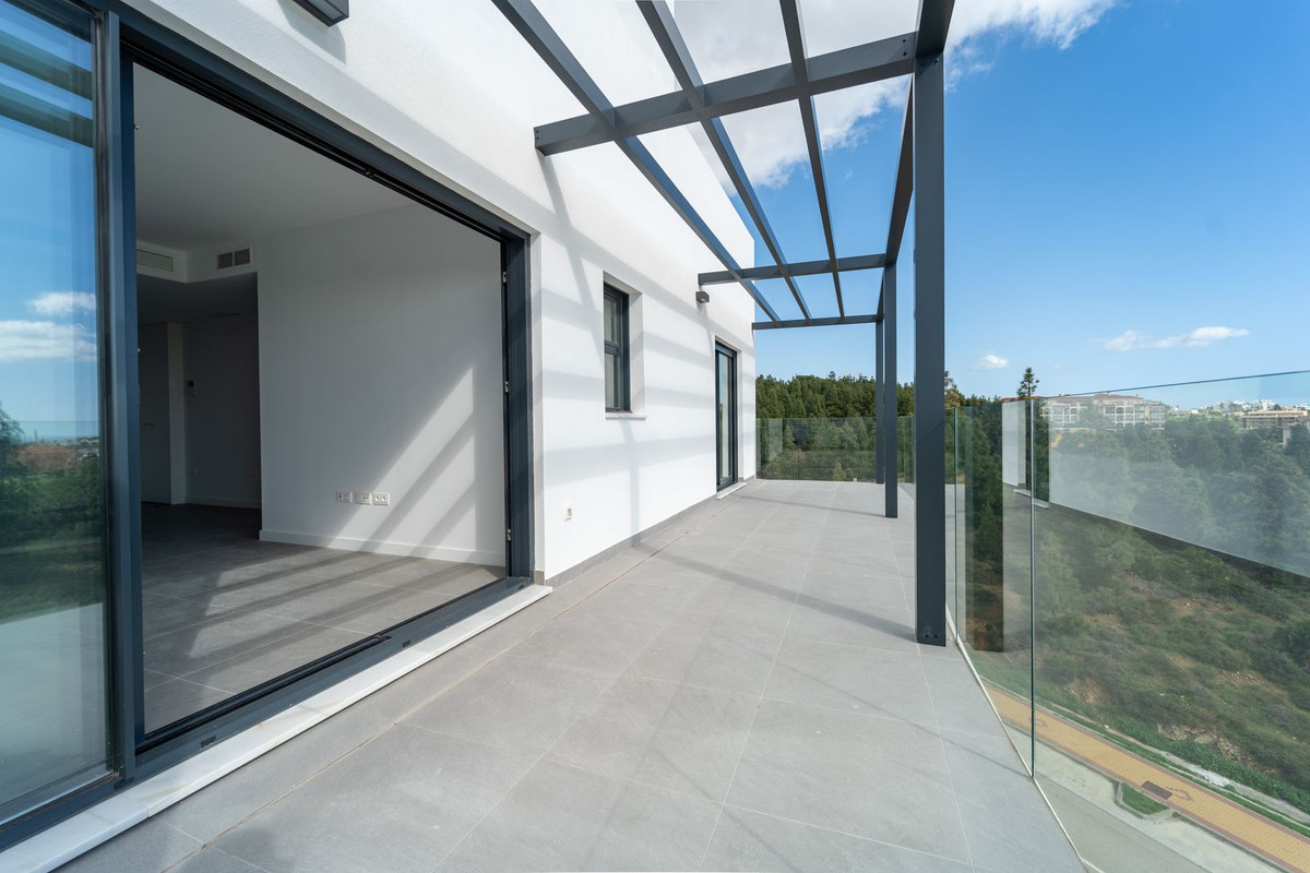 Se vende Apartamento Planta Media de 2 dormitorios en Costa Del Sol, Málaga, España