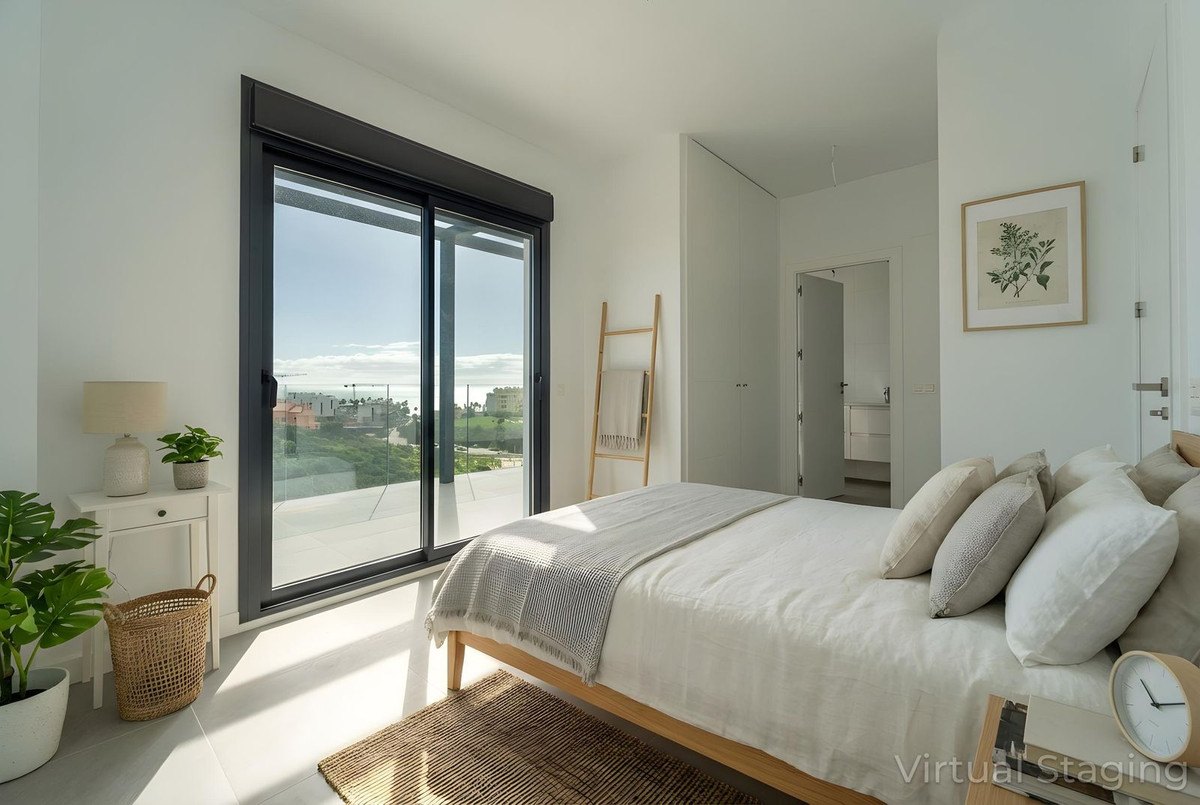 Se vende Apartamento Planta Media de 2 dormitorios en Costa Del Sol, Málaga, España