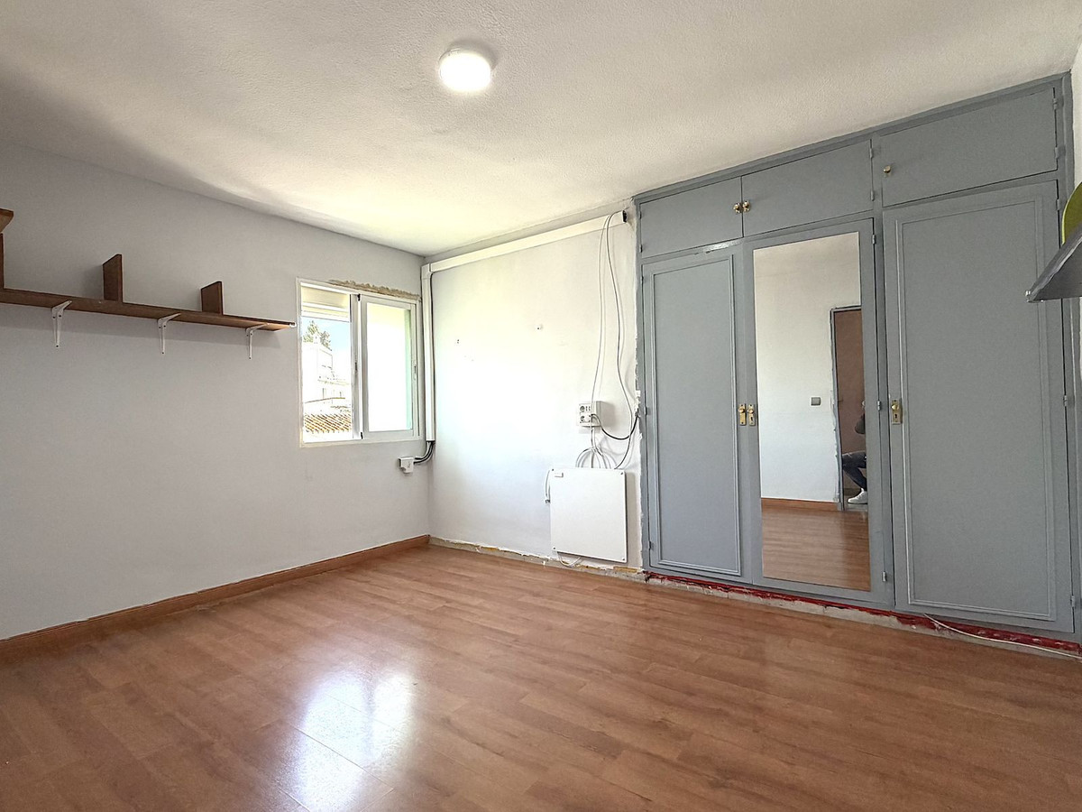 Se vende Apartamento Planta Media de 3 dormitorios en Costa Del Sol, Málaga, España