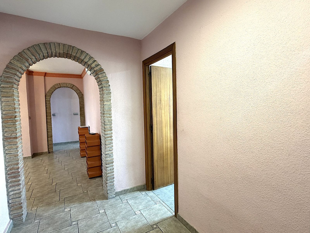 Se vende Apartamento Planta Media de 3 dormitorios en Costa Del Sol, Málaga, España