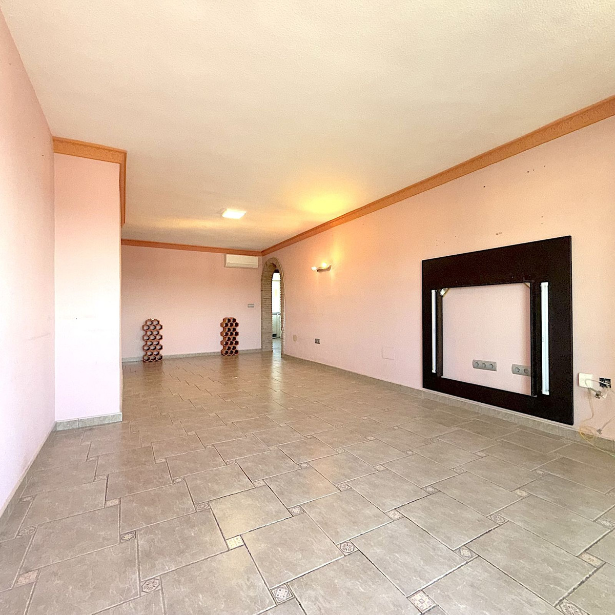 Se vende Apartamento Planta Media de 3 dormitorios en Costa Del Sol, Málaga, España