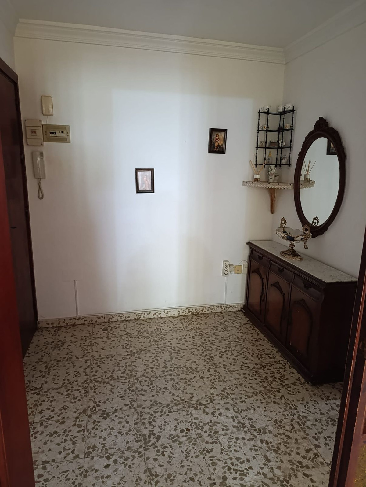 3 Bed Apartment for sale in Estepona Costa Del Sol, Málaga, Spain