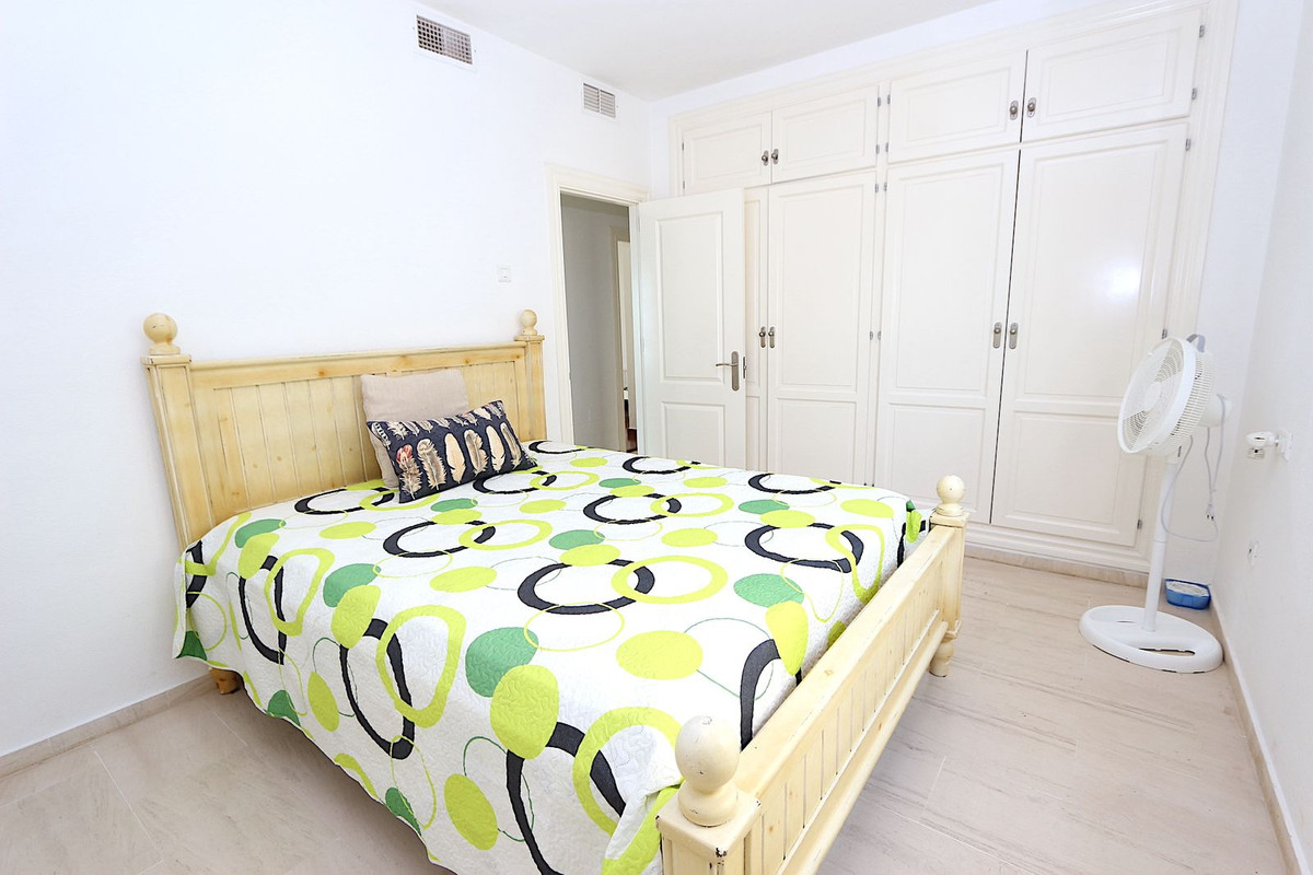 3 Bed Townhouse for sale in Cerros Del Aguila Costa Del Sol, Málaga, Spain