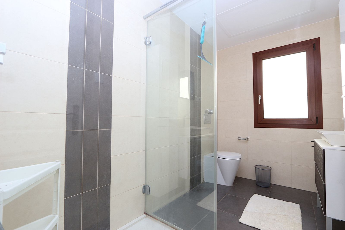 3 Bed Townhouse for sale in Cerros Del Aguila Costa Del Sol, Málaga, Spain