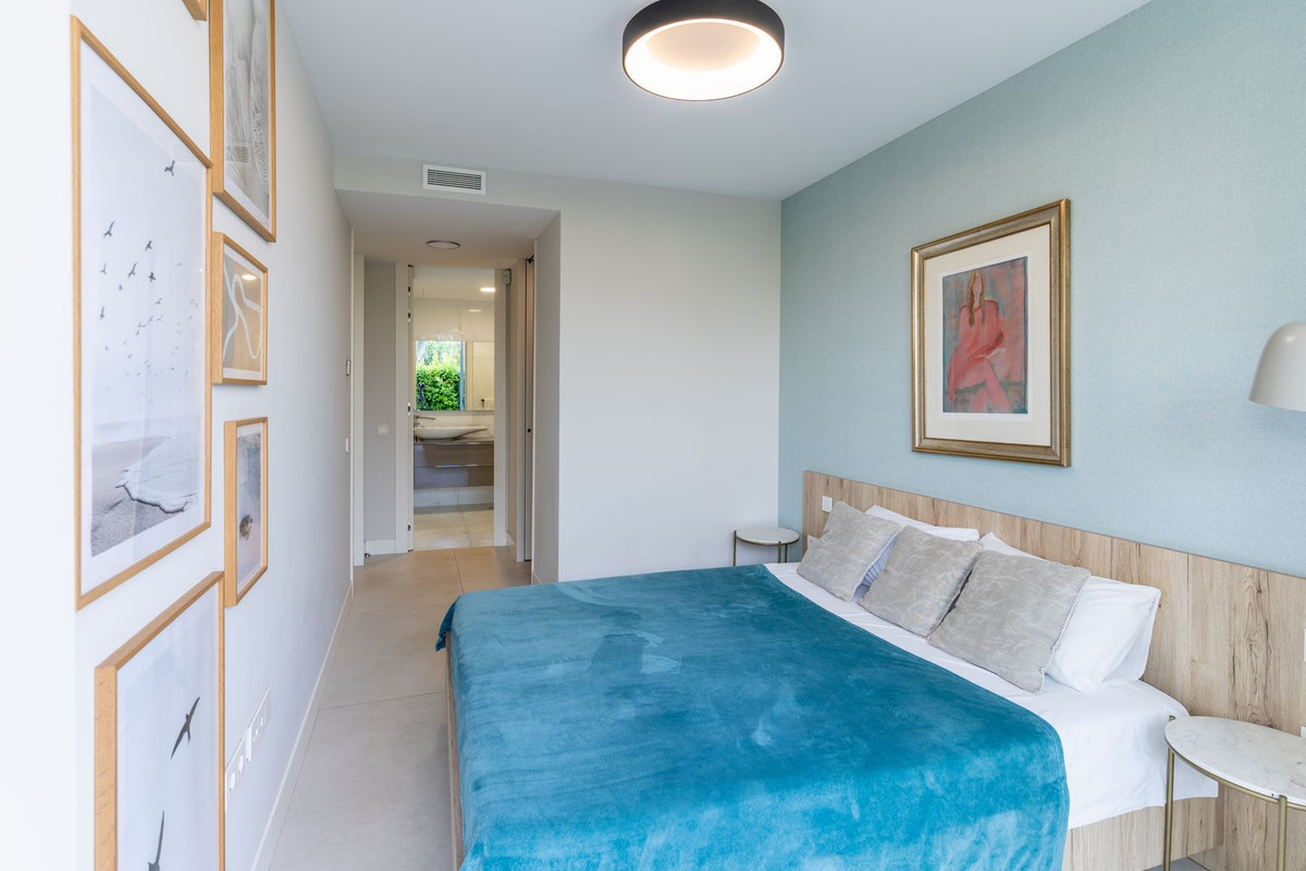 Se vende Apartamento Planta Baja de 2 dormitorios en Costa Del Sol, Málaga, España