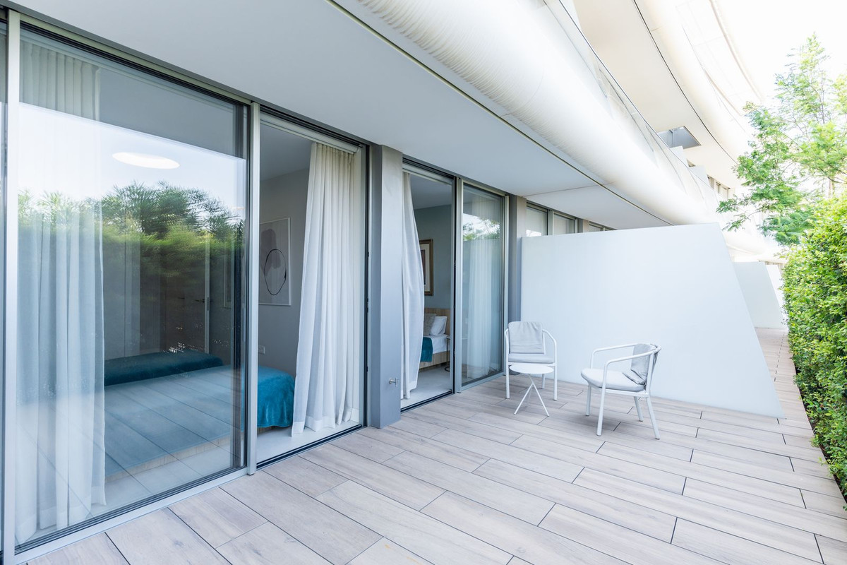Se vende Apartamento Planta Baja de 2 dormitorios en Costa Del Sol, Málaga, España