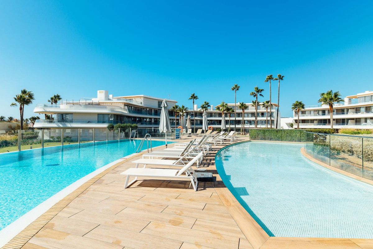 Se vende Apartamento Planta Baja de 2 dormitorios en Costa Del Sol, Málaga, España