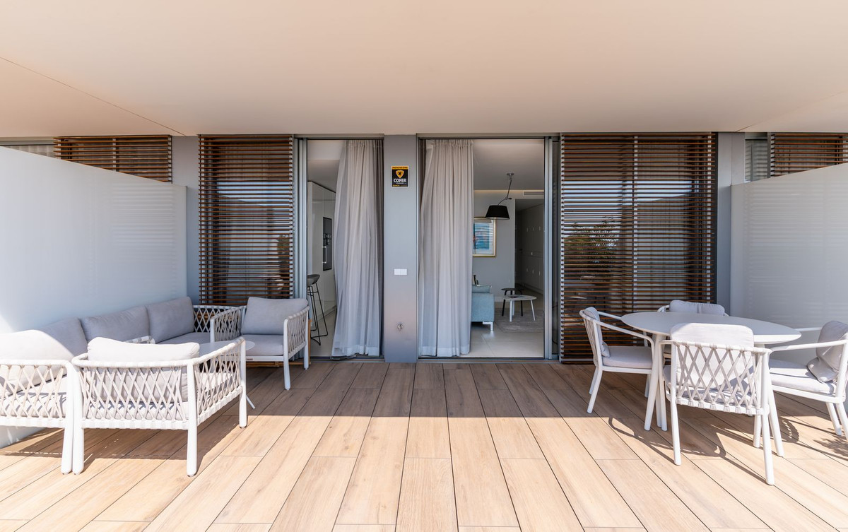 Se vende Apartamento Planta Baja de 2 dormitorios en Costa Del Sol, Málaga, España
