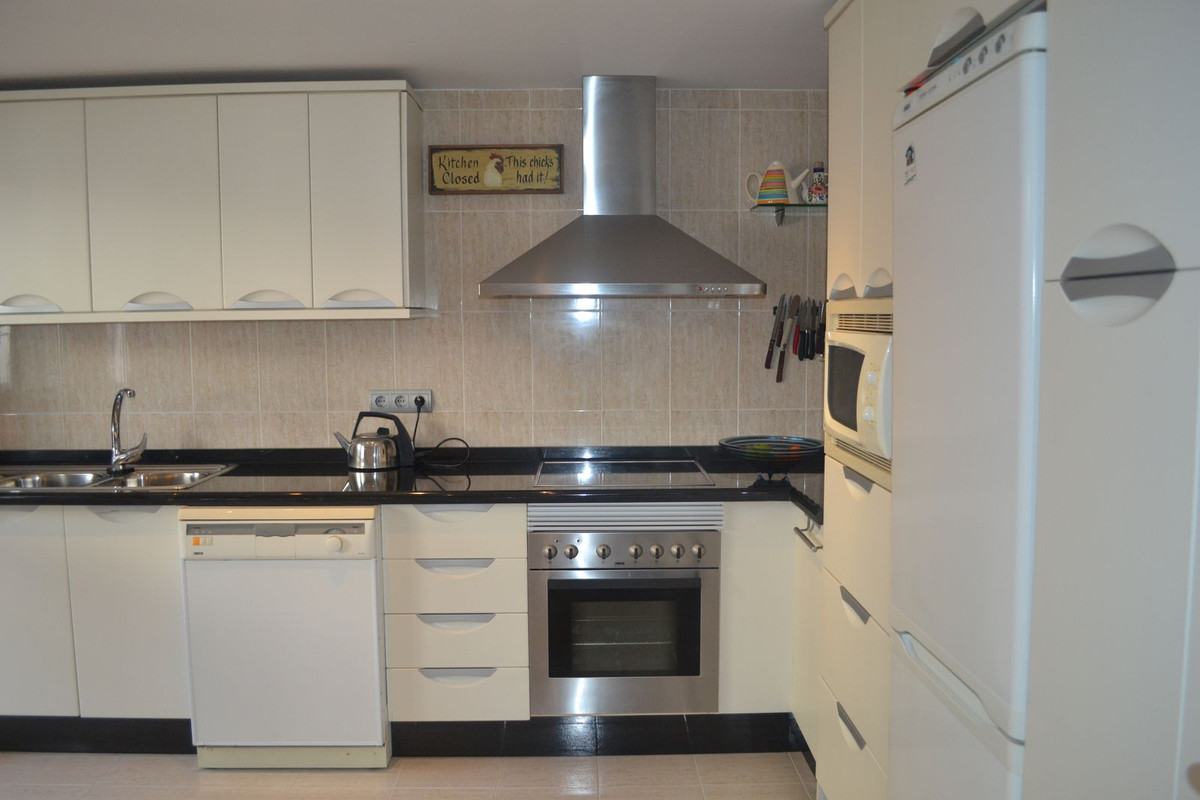 Se vende Pareada de 3 dormitorios en Costa Del Sol, Málaga, España