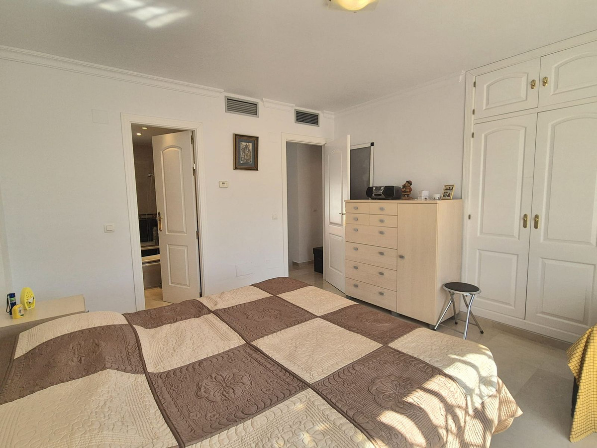 Se vende Pareada de 3 dormitorios en Costa Del Sol, Málaga, España