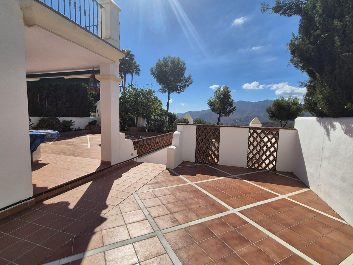Se vende Pareada de 3 dormitorios en Costa Del Sol, Málaga, España